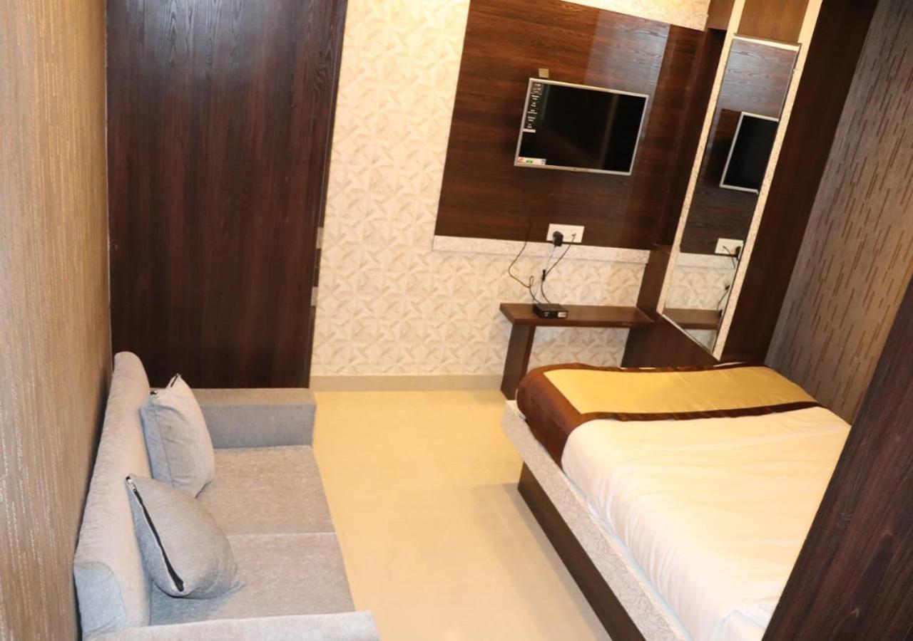 Hotel Angina Kolkata Exterior photo